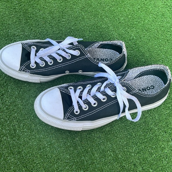 GUC Black Converse - Picture 2 of 9